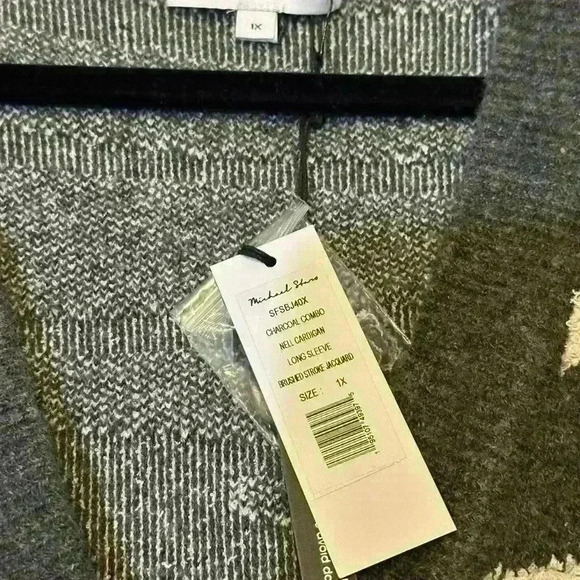 Michael Stars Long Sleeve Sweater NWT Plus size 1X and 2X - Picture 4 of 5